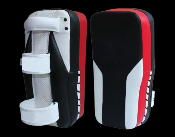 Ergonomically designed kickboxing pad for comfortable use