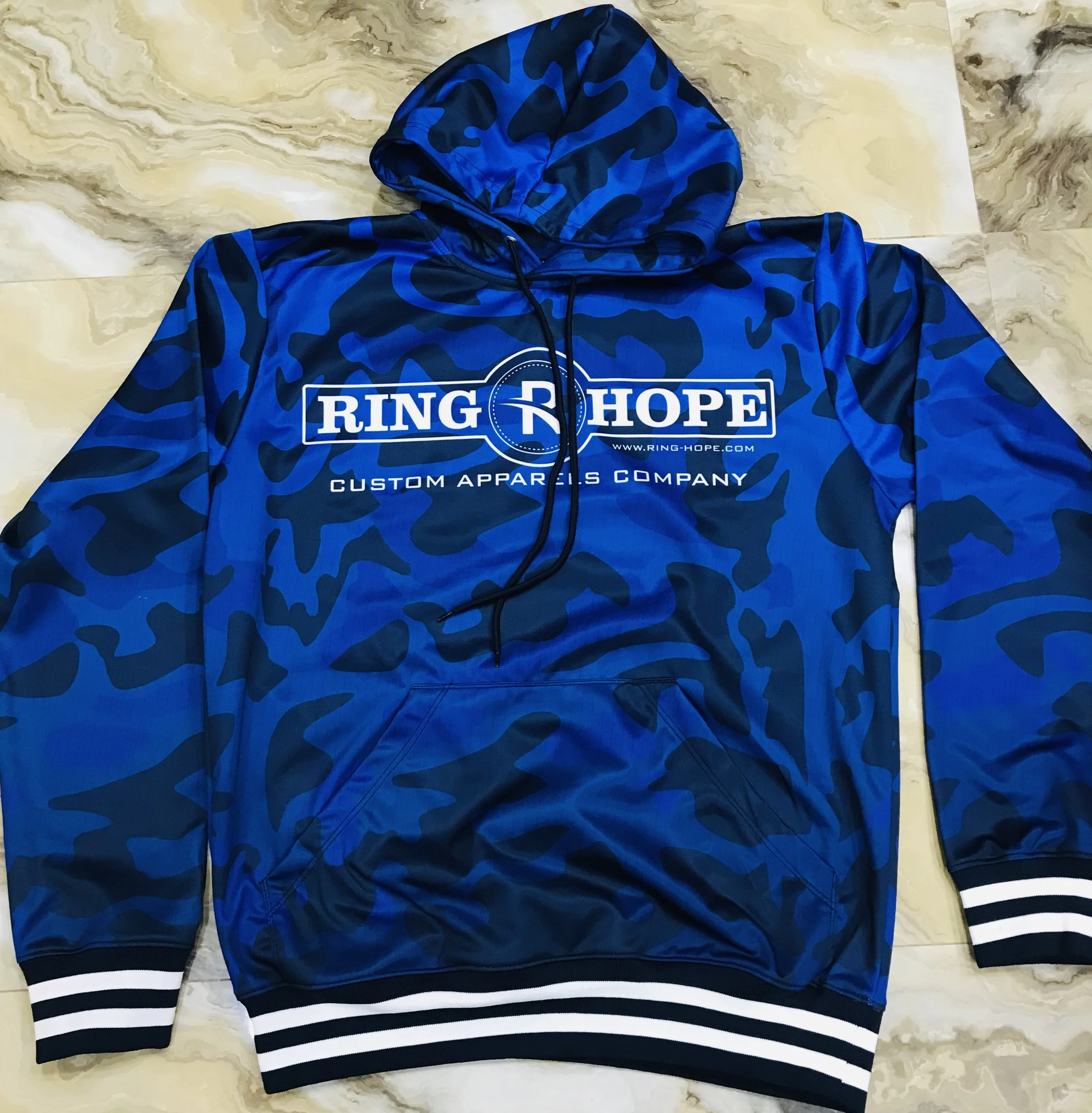 custom zip up hoodies no minimum