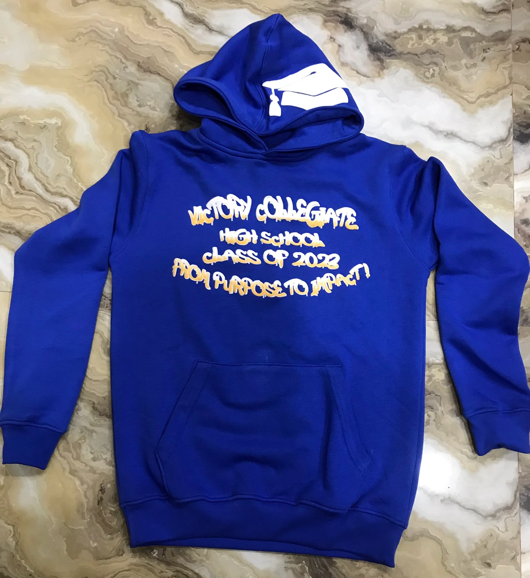 sweatshirt with zipper and no hood